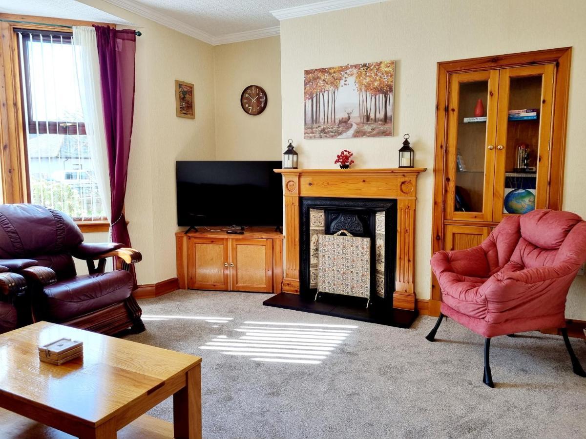 Inverness City 3 Bedroom House Free Parking Esterno foto