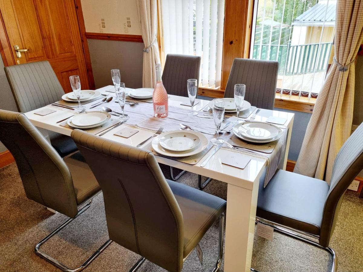 Inverness City 3 Bedroom House Free Parking Esterno foto
